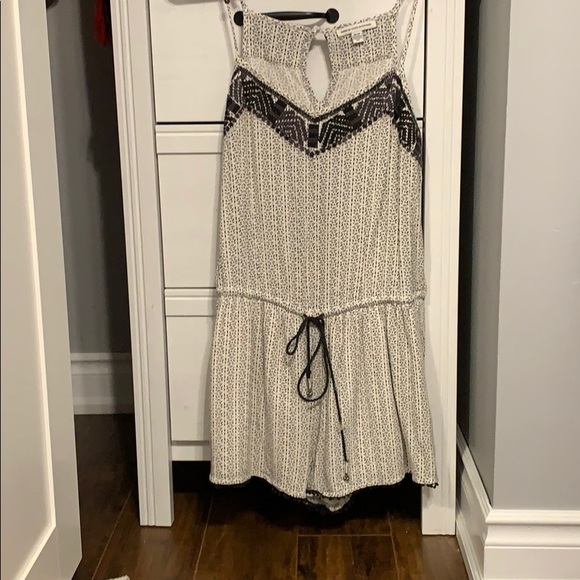 Romper - Picture 1 of 2